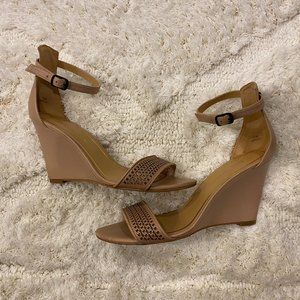 Enzo Angiolini 7.5 Raledy Leather Wedge Natural